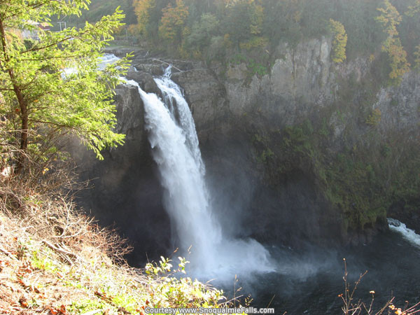 snoqualmie falls